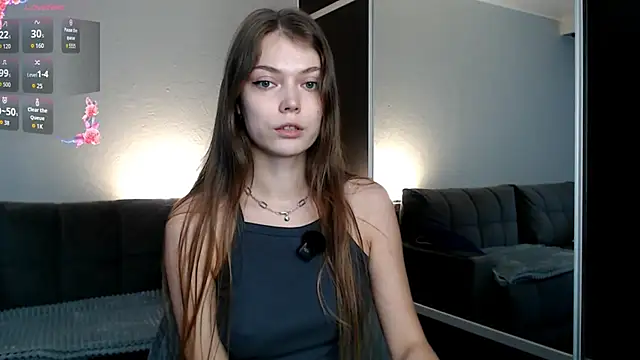 Alice_neon webcam