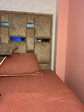 Lauraaa_pink18 webcam