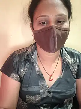 Latha_lovely webcam