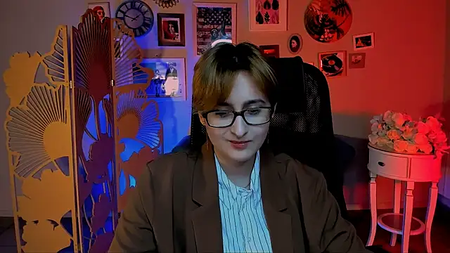 lixeluna - LixeLuna's free webcam - UK Sex Cams