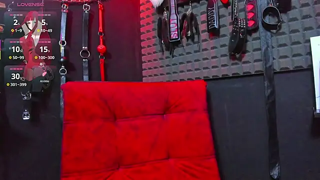Loana_bdsm webcam