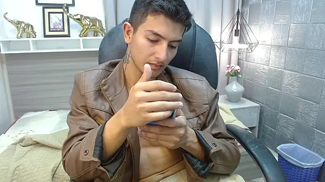 CaballeroNocturno_ webcam