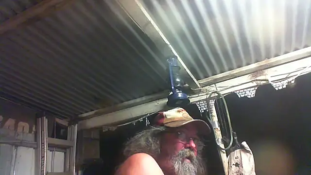 herbie010666 live sex cam