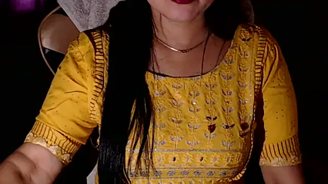 Cute_Shanaya_143 webcam