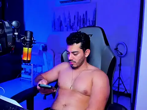 brunod31 - BrunoD31's free webcam - UK Sex Cams