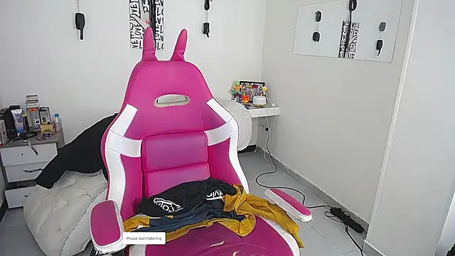 Leonard_Price live sex cam