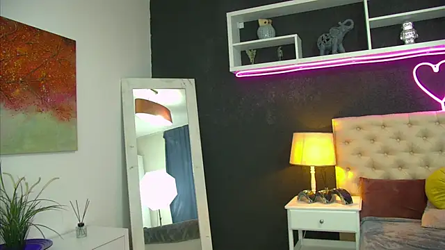 TaniaKaverina webcam