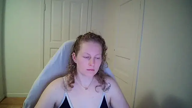 Girlnina-1995 webcam