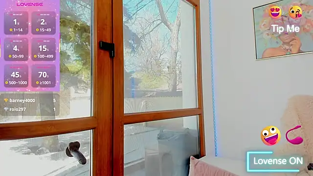 Mia__Milan Stripchat cam model