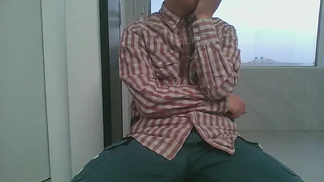 nole_china7 (Ask my age) - talk / fun / cum