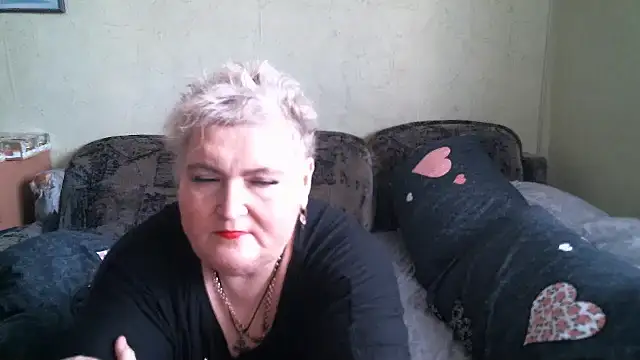 lana555 - Lana555's free webcam - UK Sex Cams