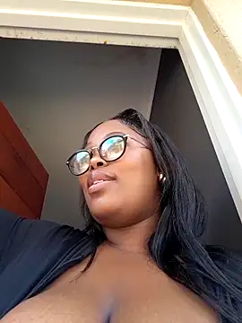 SWEETDOLLY29XX webcam