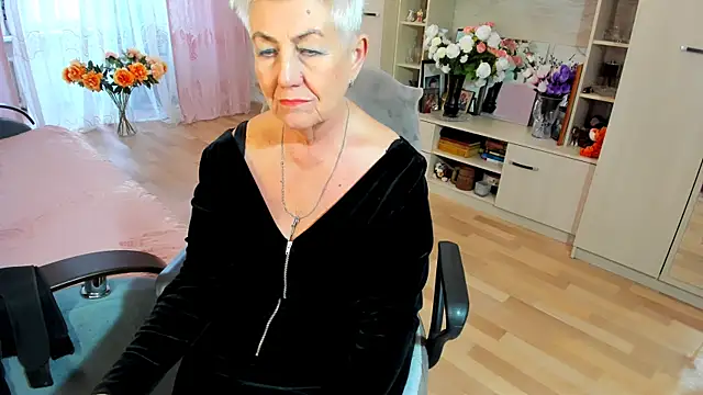 hotandmature - HotandMature's free webcam - UK Sex Cams