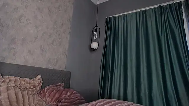 ScarlettJakobs webcam