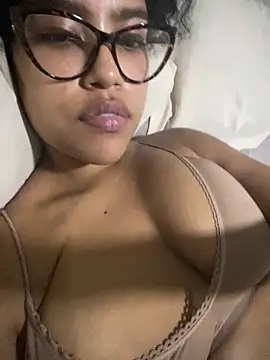 kittybrown18 - Kittybrown18's free webcam - UK Sex Cams