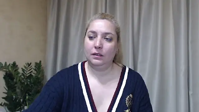 sweetpussy13 - Sweetpussy13's free webcam - UK Sex Cams