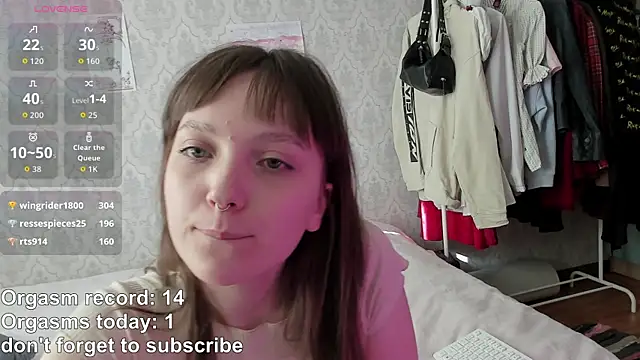 RileyNymph Stripchat cam model