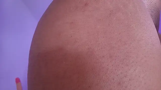 naomi_kyse Stripchat cam model