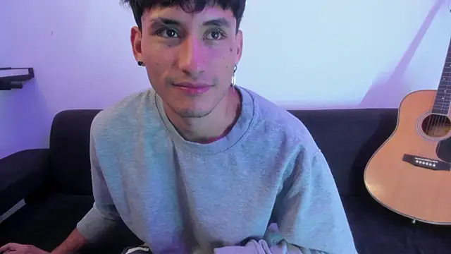 henrikk_senn - Henrikk_senn's free webcam - UK Sex Cams