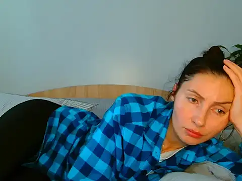 Irina9793 webcam
