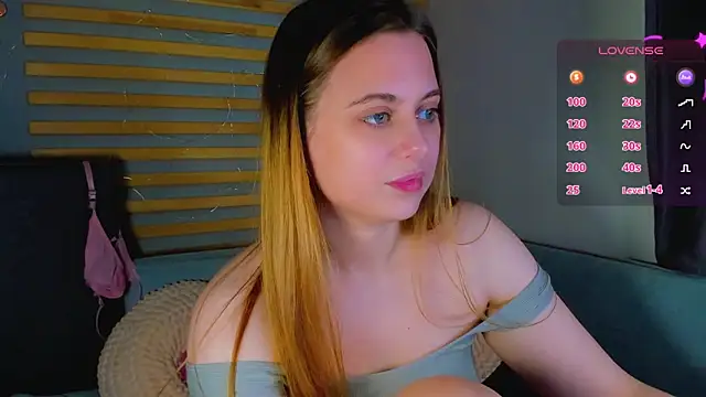 Alice_Wanderr webcam