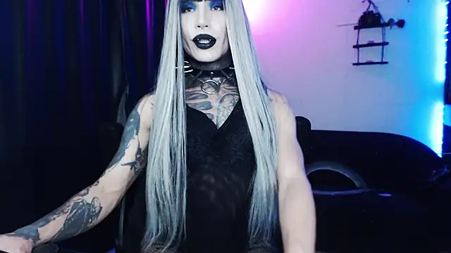 april_simons2 webcam