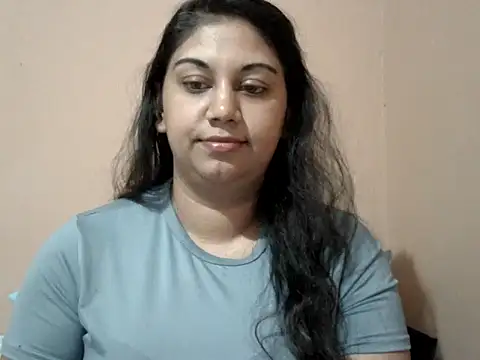 bellachow10 - Bellachow10's free webcam - UK Sex Cams