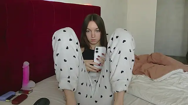 candysurprise19 (F young) - 5 minutes naked