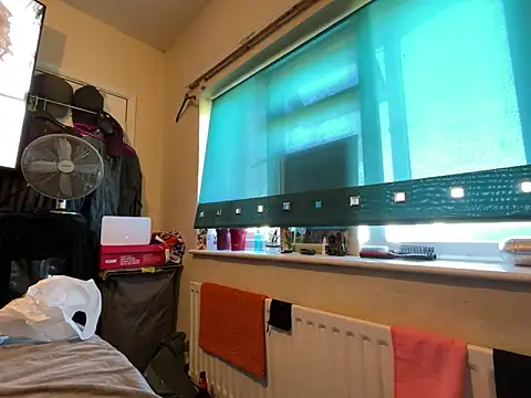 Tattooednakedguy webcam