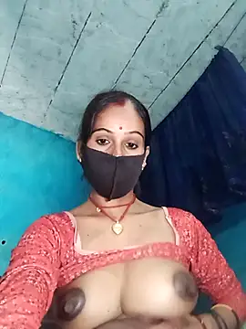 Nandani-758 webcam