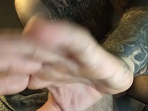 bluecollartattoos - BlueCollarTattoos's free webcam - UK Sex Cams