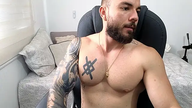 Isaac_Carter webcam