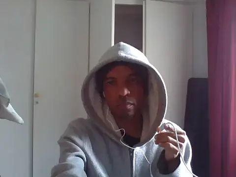 lavelle26 - Lavelle26's free webcam - UK Sex Cams