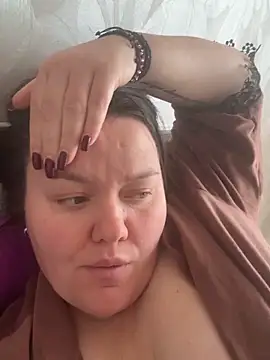 SunnyLeila2101 webcam