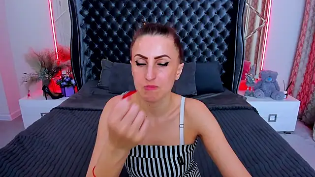 Rebecca_Diamond webcam