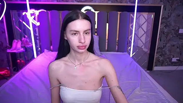 Snow_WhiteeeX live sex cam