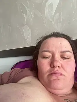 SunnyLeila2101 webcam