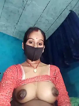 Nandani-758 webcam