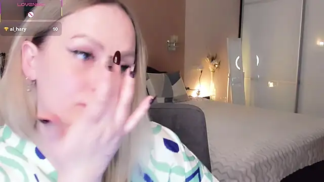 libby_nora - Libby_Nora's free webcam - UK Sex Cams