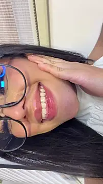 Tessa__Winslow webcam