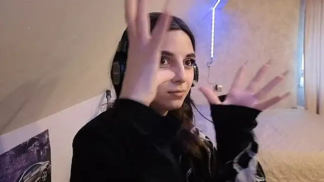 Blissmissataeses webcam