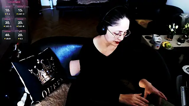 imperatriza - Imperatriza's free webcam - UK Sex Cams