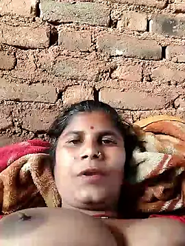 Webcam Model (Hot_di97)  is live.Free join now!