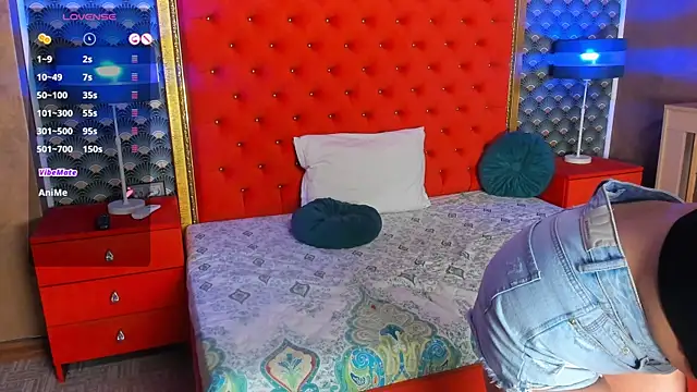 VallerieJones webcam