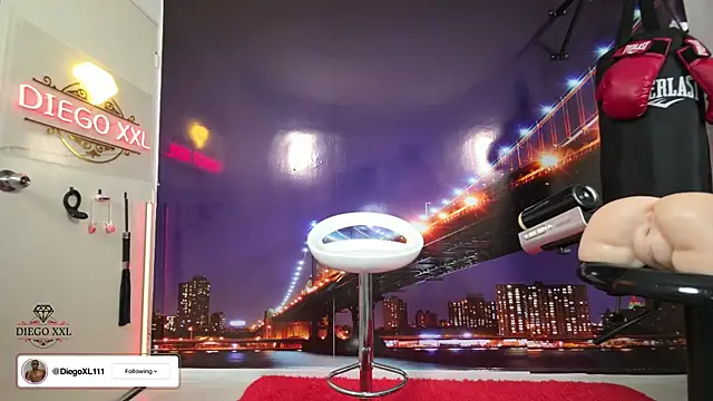 DiegoXXL111's live cam