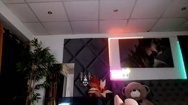 carolinapetra - CarolinaPetra's free webcam - UK Sex Cams