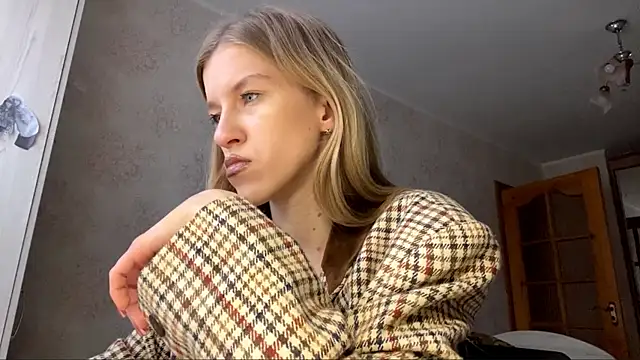 curiousmildness - CuriousMildness's free webcam - UK Sex Cams