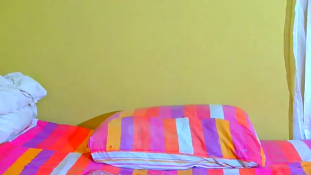 Augustine-Blooomxx webcam