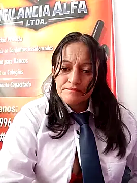 sammy_30- (Ask my age) - SHOW OIL TITIS IN THE STREET RISKY