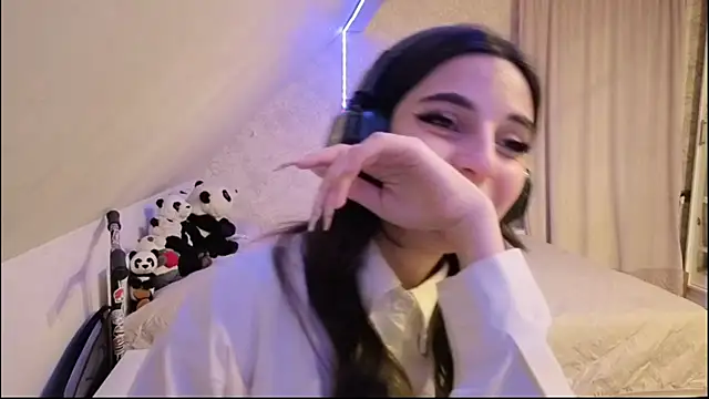 Blissmissataeses webcam